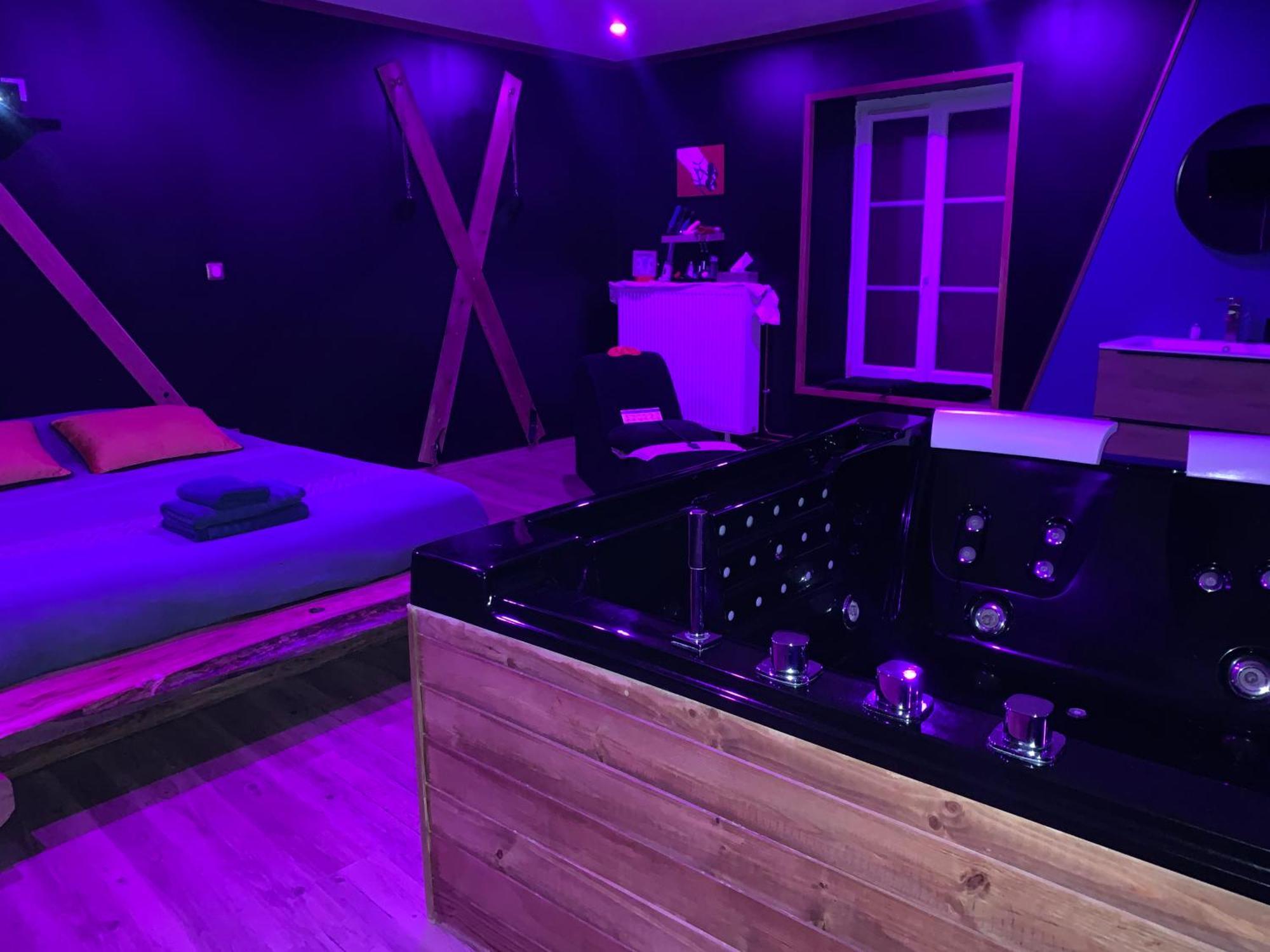 Love-Room L'Eden Du Desir Vecqueville Exterior photo